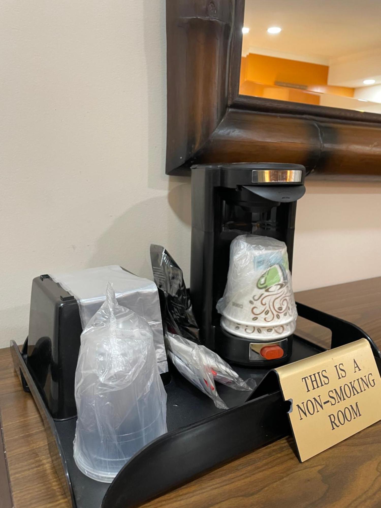 Howard Johnson By Wyndham Ridgecrest, Ca Ngoại thất bức ảnh